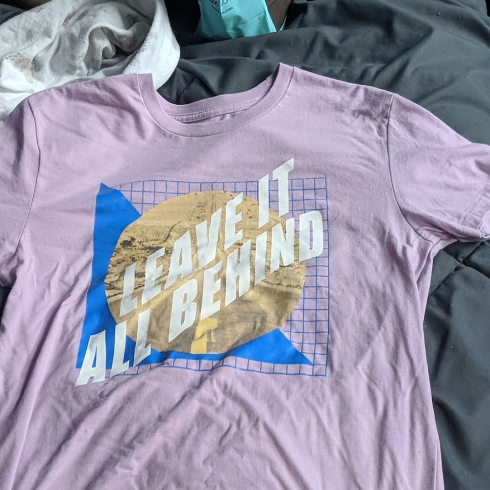 Aeropostale- Leave it All Behind Shirt